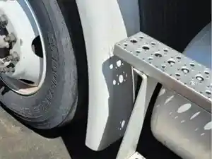 Used 2011 FREIGHTLINER Cascadia 113 Fender Extension Image