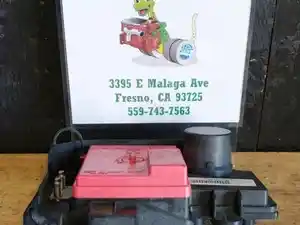 Used 2021 FREIGHTLINER Cascadia 116 Day Cab Fuse Box (Stock #UPS-252764-22)) Part Image