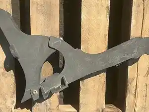 Used 2014 FREIGHTLINER Cascadia 125 Bracket (Stock #33143)) Part Image