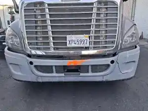 Used 2015 FREIGHTLINER Cascadia 125 Bumper (Stock #4194-24)) Part Image