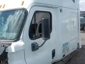 Used 2008 FREIGHTLINER Cascadia 125 Cab (Stock #1279-15)) Part Image