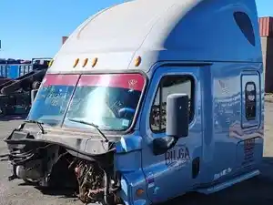 Used 2014 FREIGHTLINER Cascadia 125 Cab (Stock #1587-16)) Part Image
