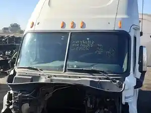Used 2013 FREIGHTLINER Cascadia 125 Cab (Stock #1678-17)) Part Image