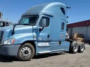 Used 2016 FREIGHTLINER Cascadia 125 Cab (Stock #1748-17)) Part Image