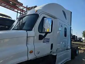 Used 2016 FREIGHTLINER Cascadia 125 Cab (Stock #1972-15)) Part Image