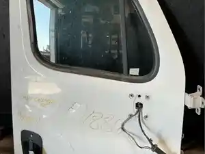 For Parts 2017 FREIGHTLINER Cascadia 125 Door (Stock #1886-11)) Part Image