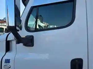 Used 2014 FREIGHTLINER Cascadia 125 Door (Stock #1932-16)) Part Image