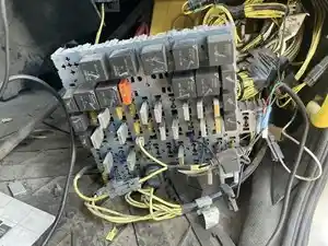 Used 2003 FREIGHTLINER FL70 Fuse Box (Stock #4480-33)) Part Image