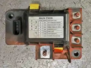 Used 2017 Freightliner Cascadia 125 Fuse Box (Stock #4539606)) Part Image