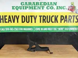 Used 2016 Freightliner Cascadia Bracket (Stock #4536599)) Part Image