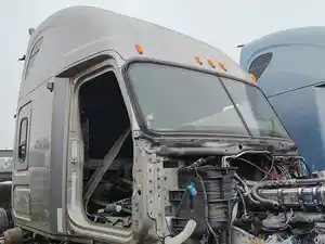 Used 2010 FREIGHTLINER Cascadia 125 Cab (Stock #1902790)) Part Image