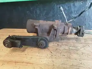 Used 2001 FORD F-250 Steering Gear (Stock #UPS-48521-7)) Part Image
