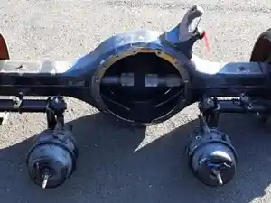 Used 2018 DETROIT DA-RT-40.0-4S Axle Housing (Rear) (Stock #1825-6)) Part Image