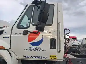 Used 2010 INTERNATIONAL DuraStar 4400 Cab (Stock #4267-14)) Part Image