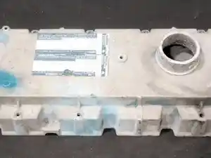 Used 1996 INTERNATIONAL DT466E Valve Cover (Stock #4539736)) Part Image
