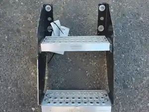 Used 2009 INTERNATIONAL PROSTAR Step Image