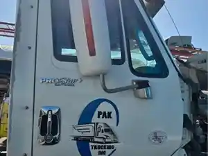Used 2015 INTERNATIONAL ProStar Door (Stock #1985-14)) Part Image