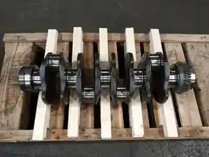 Used 2006 ISUZU 4HK1TC (5.2L) Crankshaft (Stock #1987504)) Part Image