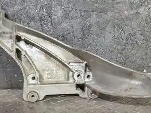 Used 2018 KENWORTH T680 Bracket (Stock #1384-34)) Part Image
