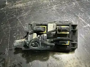 Used Chassis Control Module (Stock #27888)) Part Image
