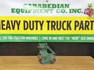 Used Engine Mount (Stock #4535832)) Part Image