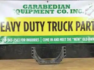 Used Engine Mount Image