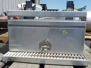Used 1990 PETERBILT 377 Tool Box (Stock #4539439)) Part Image