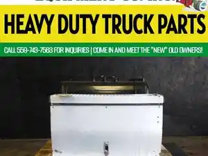 Used 2010 PETERBILT 387 Tool Box (Stock #806-13)) Part Image