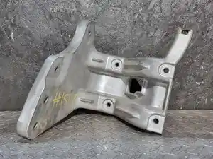 Used 2022 PETERBILT 579 Bracket (Stock #1547-51)) Part Image