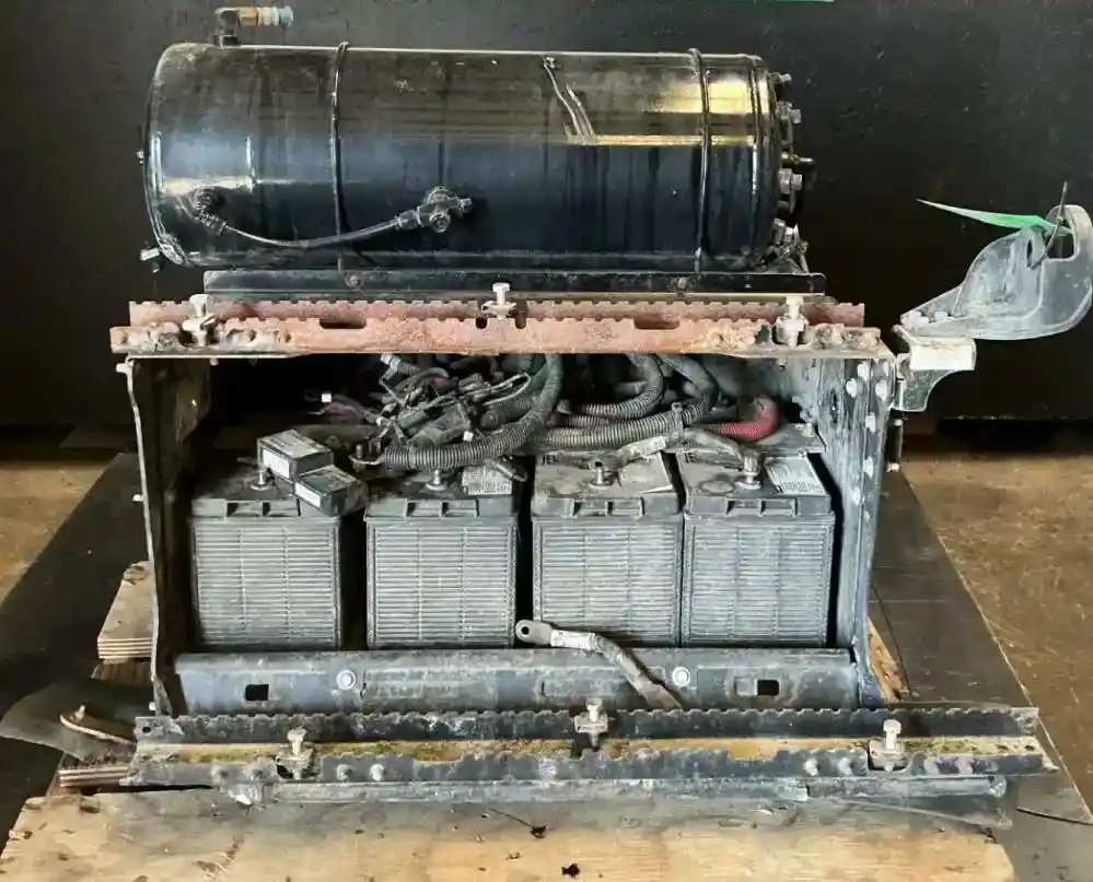 New and Used Peterbilt 579 Battery Boxes For Sale | TPI