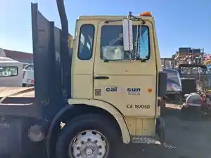 Used 1989 MACK MS250P Door (Stock #4187-11)) Part Image