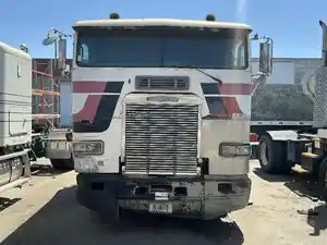 Used 1990 FREIGHTLINER FL Cabover Cab (Stock #4465-17)) Part Image