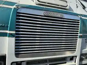 Used 1995 FREIGHTLINER FL Cabover Grille (Stock #4533-13)) Part Image