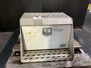 Used 2006 INTERNATIONAL 9200I Tool Box (Stock #4229-9)) Part Image