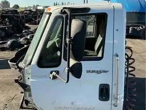 Used 2012 INTERNATIONAL DuraStar 4400 Cab (Stock #4266-15)) Part Image