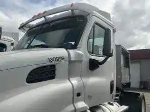Used 2013 FREIGHTLINER Cascadia 113 Door (Stock #4489-22)) Part Image