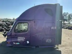 Used 2013 FREIGHTLINER Cascadia 125 Cab (Stock #1963-15)) Part Image