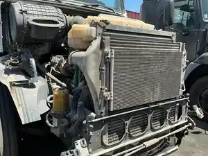 Used 2014 VOLVO VNL Cooling Assembly (Stock #4503-9)) Part Image