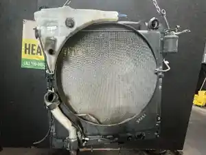 Used 2016 FREIGHTLINER Cascadia 125 Radiator Image