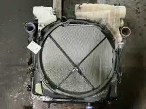 Used 2016 KENWORTH T680 Cooling Assembly (Stock #UPS-277195-12)) Part Image