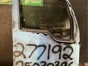 Used 2016 KENWORTH T680 Door (Stock #UPS-277192-13)) Part Image