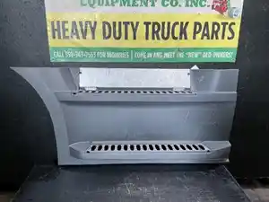 Used 2019 FREIGHTLINER Cascadia 126 Cab Fairing (Stock #4239-16)) Part Image