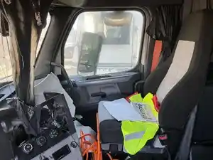 Used 2020 FREIGHTLINER Cascadia 116 Cab (Stock #4512-31)) Part Image