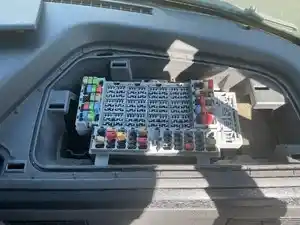 Used 2021 INTERNATIONAL LT625 Fuse Box (Stock #4409-46)) Part Image