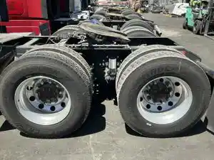 Used 2024 VOLVO Corporate Air Tandem Cutoff (Stock #4566-3)) Part Image