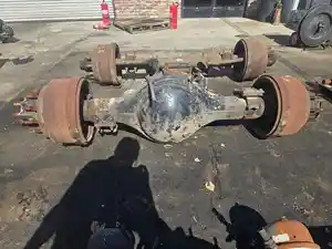 Used VOLVO EV80 Axle Housing (Rear) (Stock #32587)) Part Image