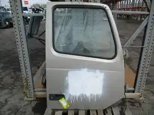 Used 2007 Volvo VNL Door (Stock #1963992)) Part Image