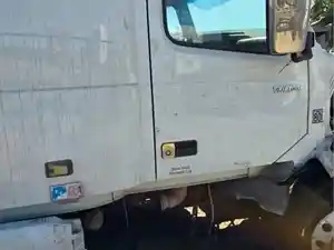 Used 2018 VOLVO VNL Door (Stock #1776-15)) Part Image