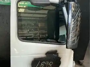 Used 2014 VOLVO VNM Door (Stock #1898-13)) Part Image
