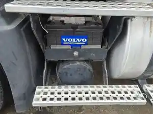 Used 2009 VOLVO VNM Battery Box (Stock #1913-10)) Part Image